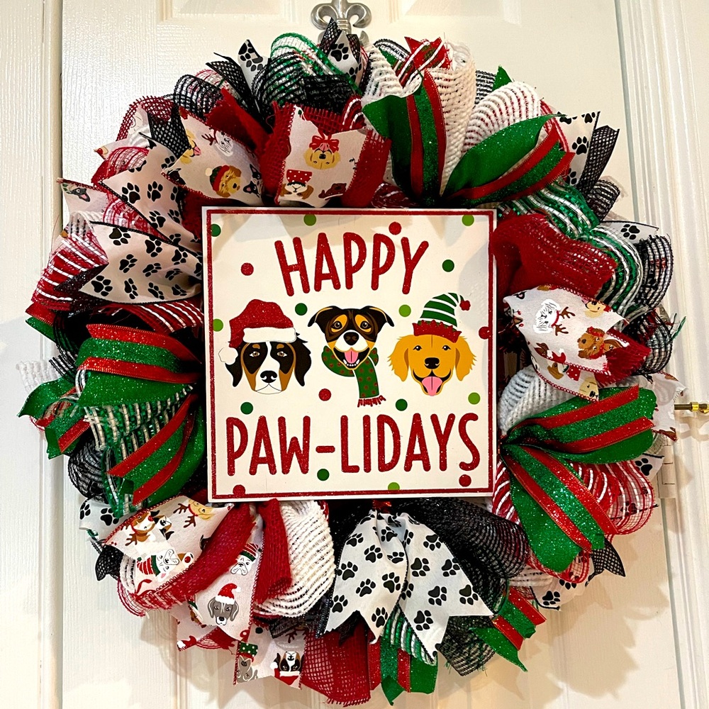Christmas Dog Wreath, “Happy Paw-lidays” Puppy  Dog Wreath, Dog Christmas Decor